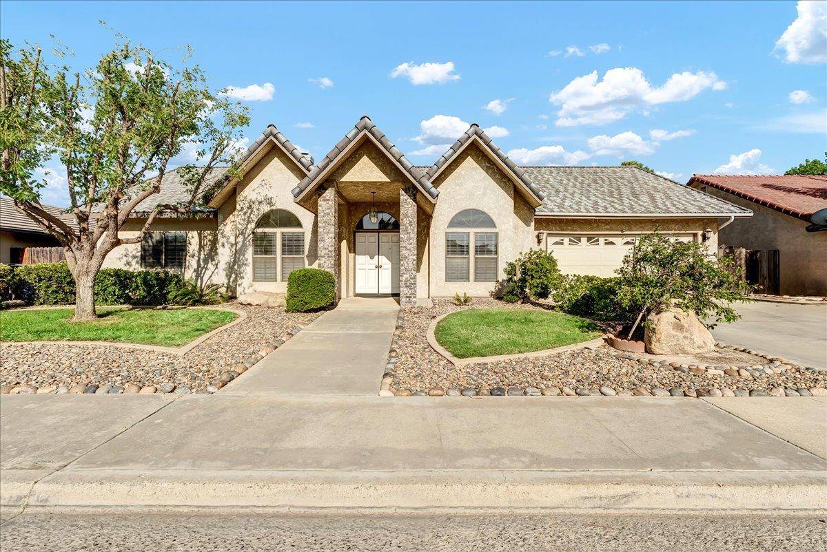 Hanford, CA 93230,1219 University AVE