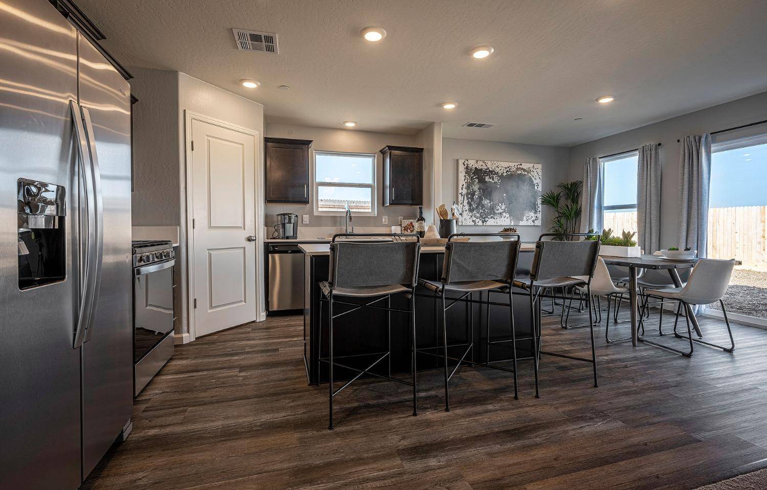 Sanger, CA 93657,2058 Catherine AVE #2046S