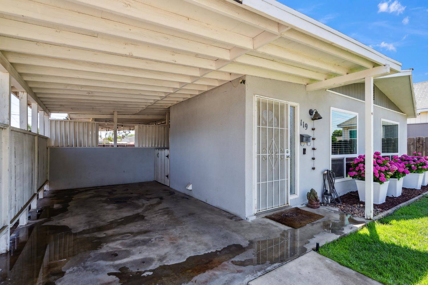 Lemoore, CA 93245,119 Magnolia AVE