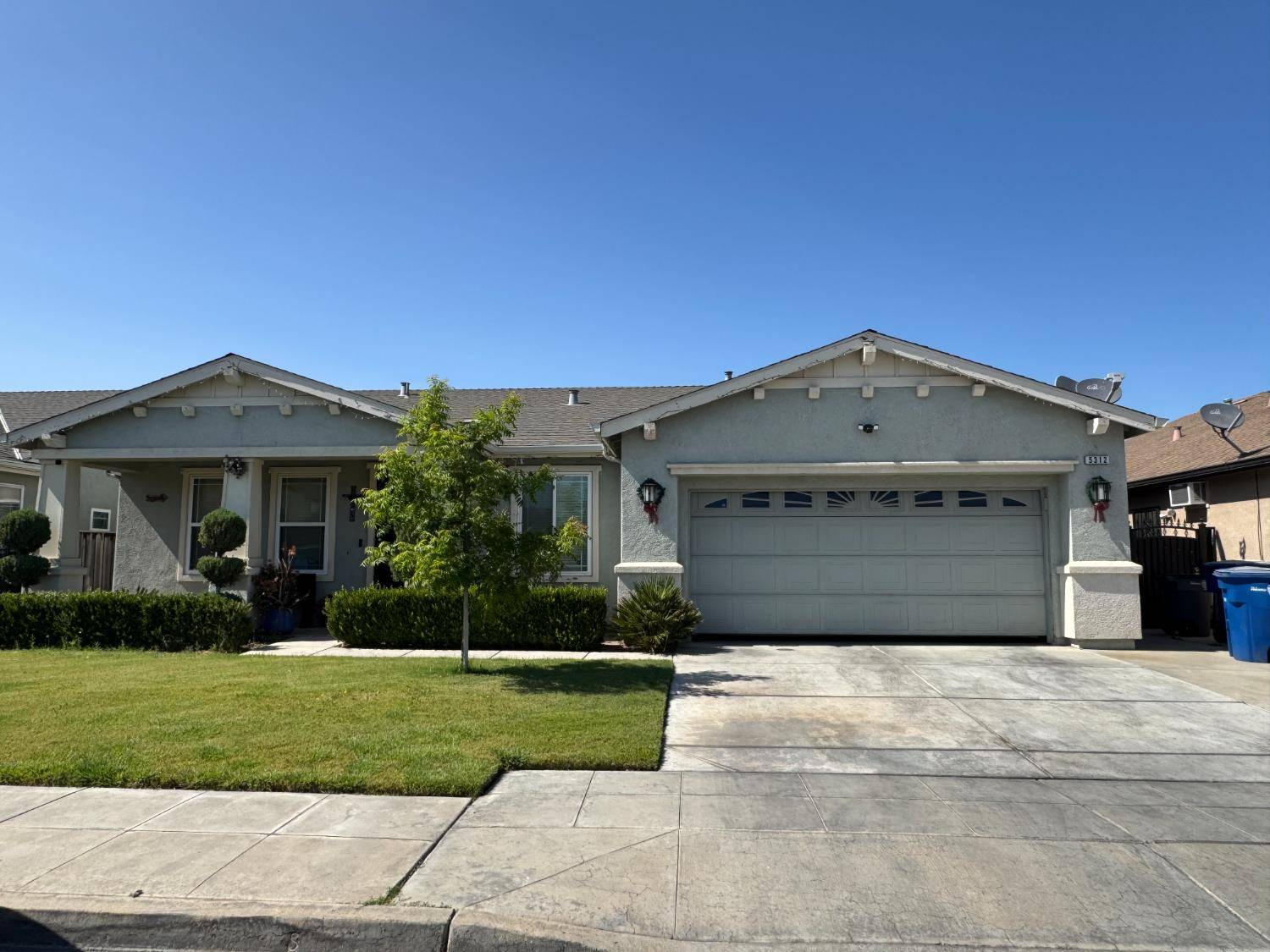 Fresno, CA 93722,5312 W Cotton AVE