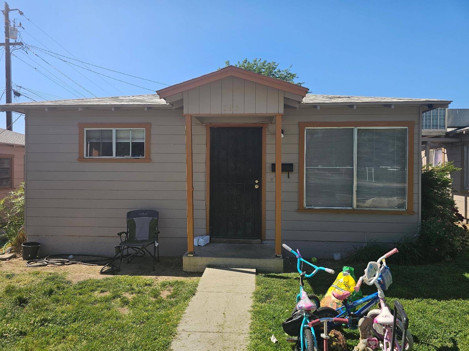 Coalinga, CA 93210,393 Cherry