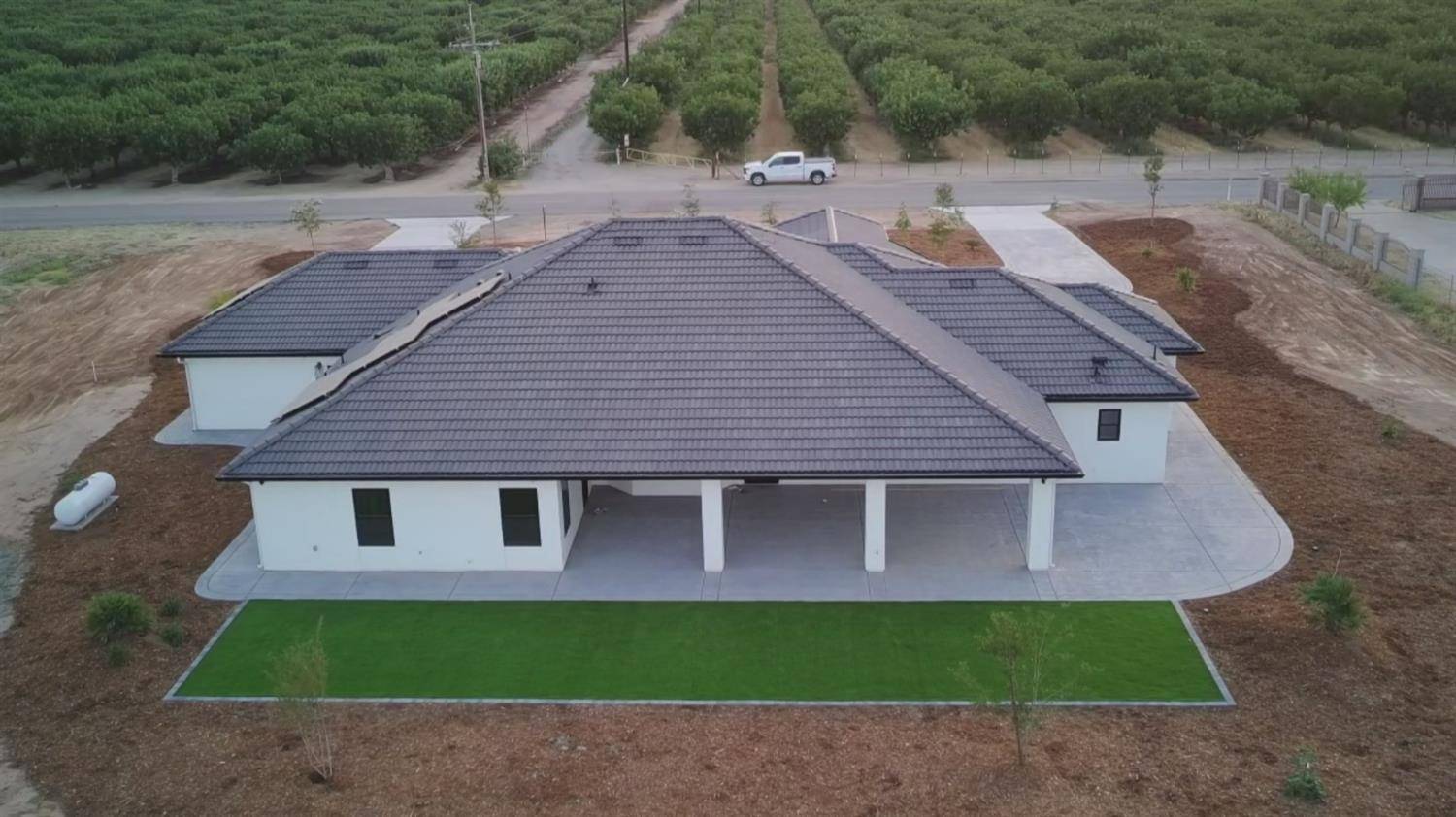 Madera, CA 93638,21275 Road 28 1 2