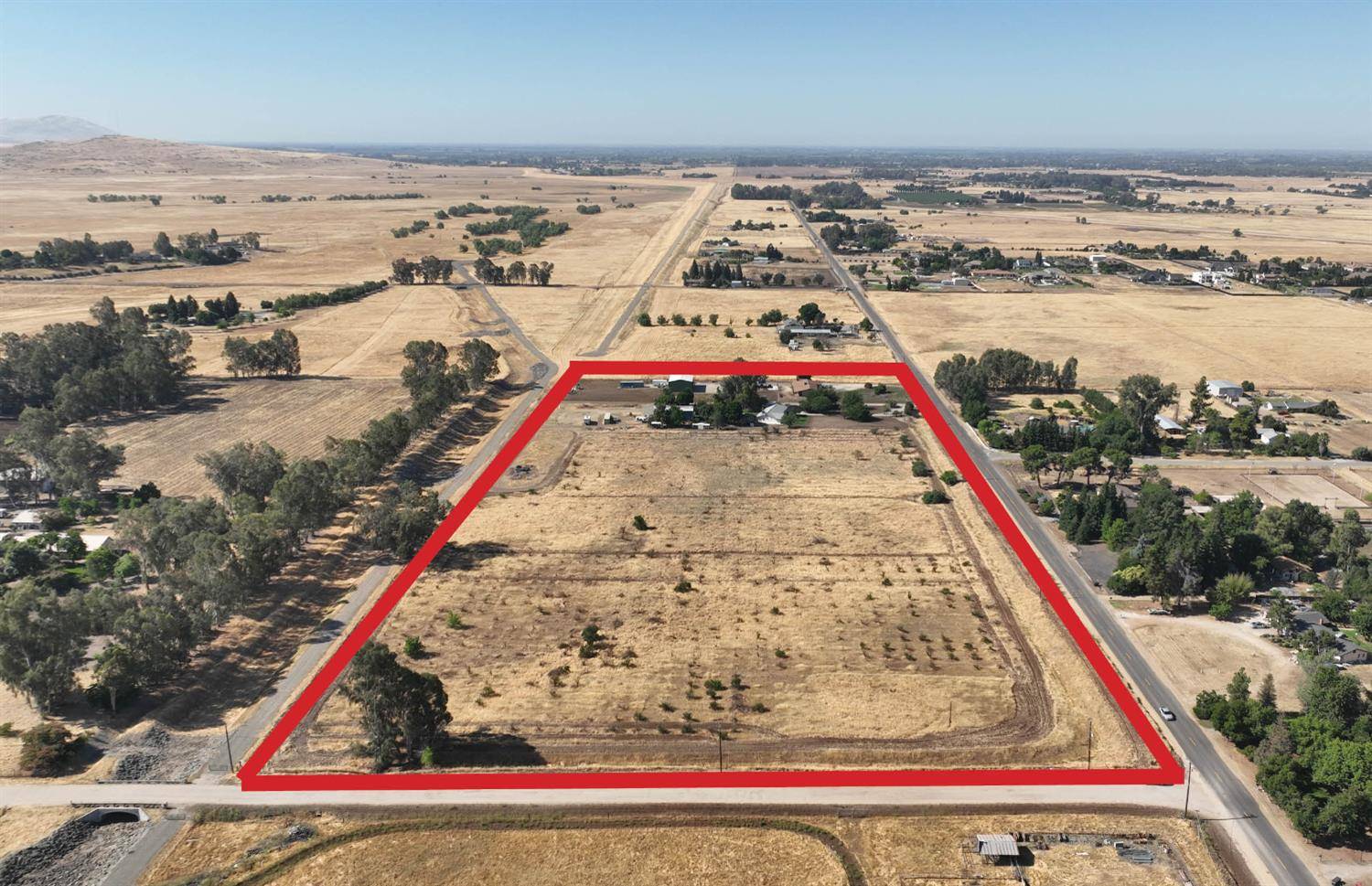 Clovis, CA 93619,1 Apn: 15016033s