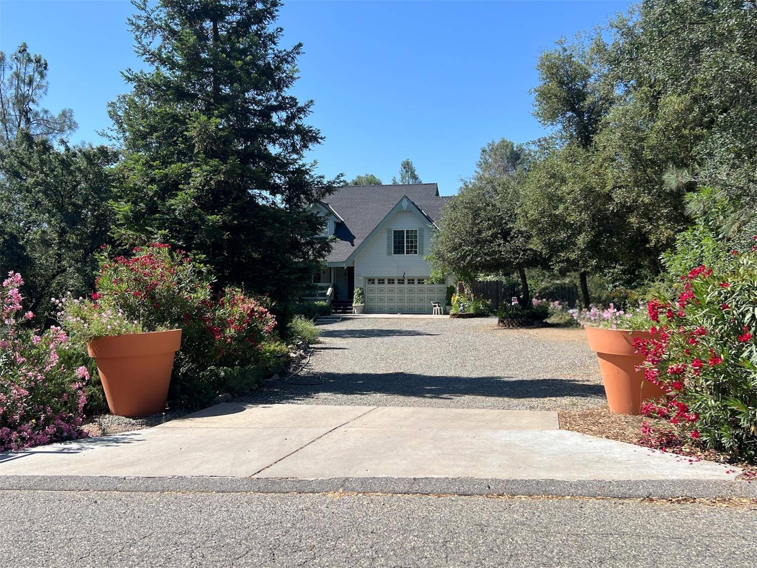 Coarsegold, CA 93614,47756 Hopi AVE