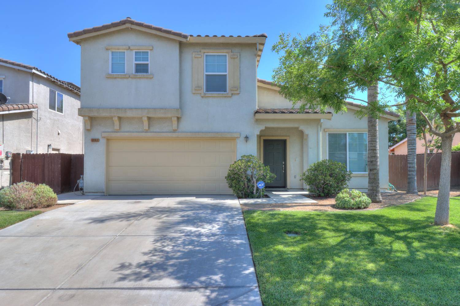 Dinuba, CA 93618,2062 Dunbar Way
