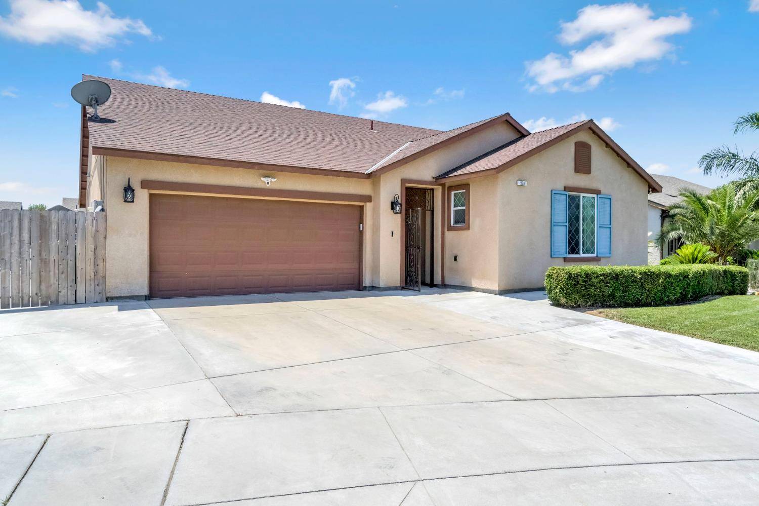 Dinuba, CA 93618,976 Daisy CT