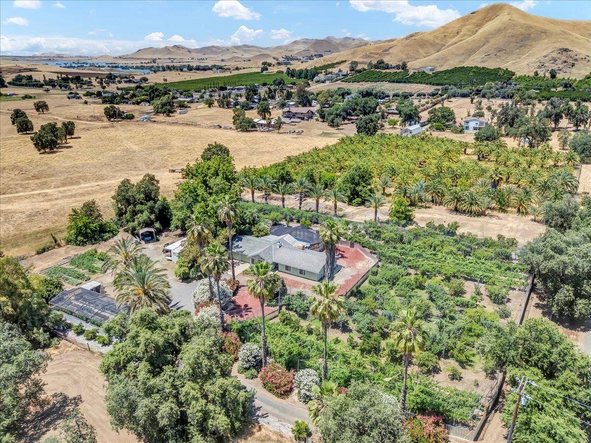 Porterville, CA 93257,31497 Success Valley DR