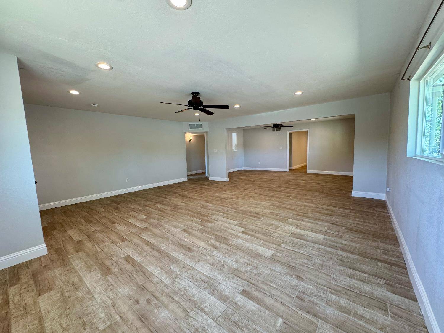 Coalinga, CA 93210,195 Hoover ST