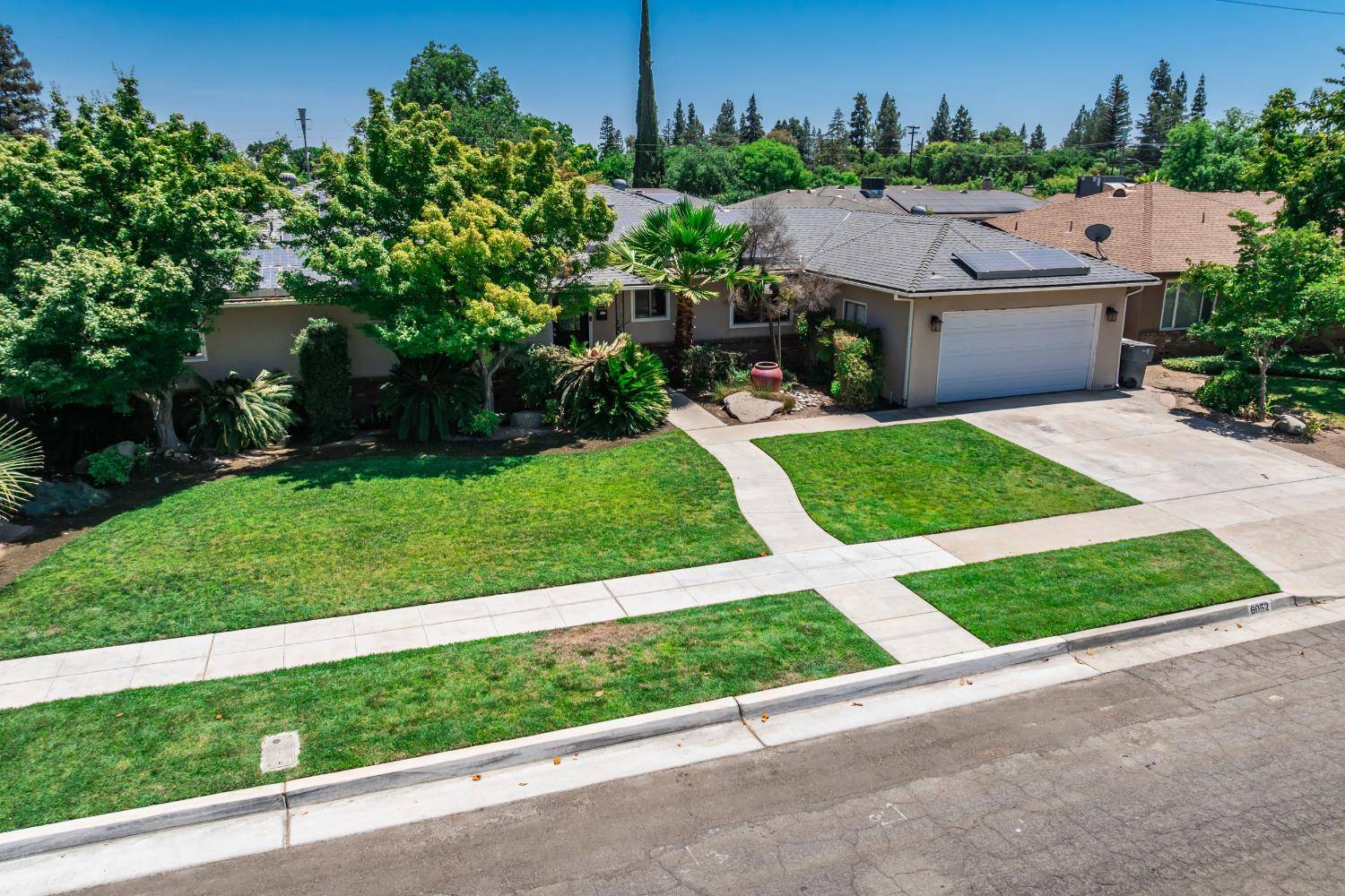 Fresno, CA 93710,6052 N Spalding AVE