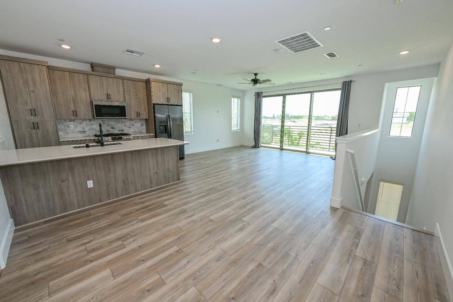Clovis, CA 93611,510 W Mahogany LN