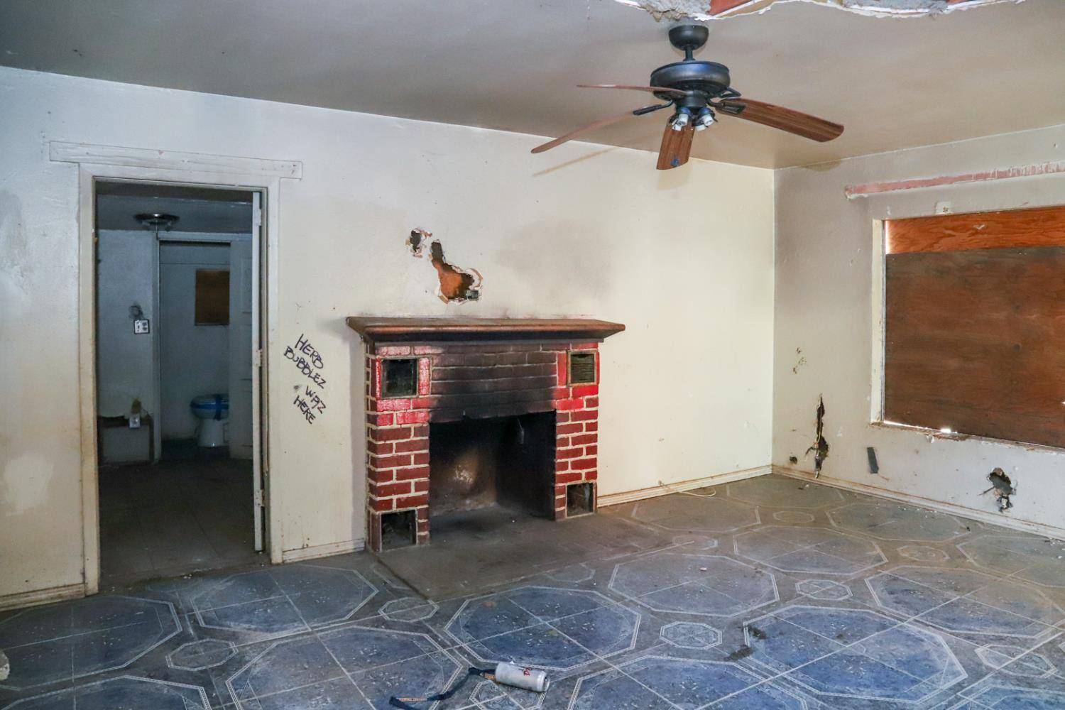 Fresno, CA 93725,2413 S Sierra Vista AVE