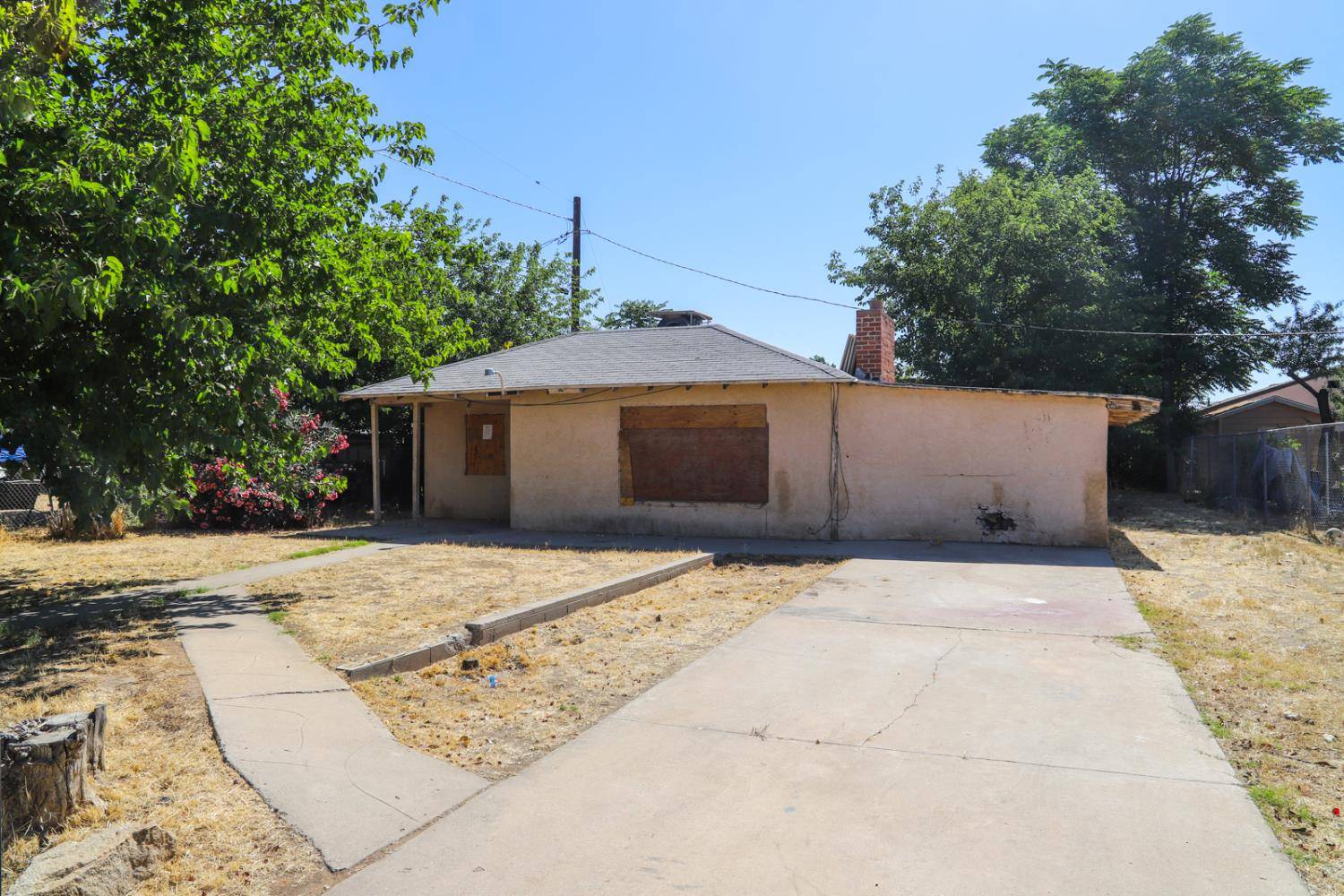 Fresno, CA 93725,2413 S Sierra Vista AVE