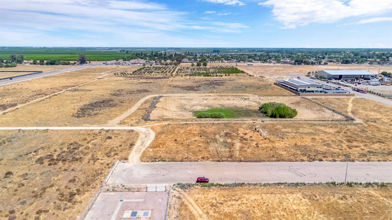 Parlier, CA 93648,1 E Idustrial DR