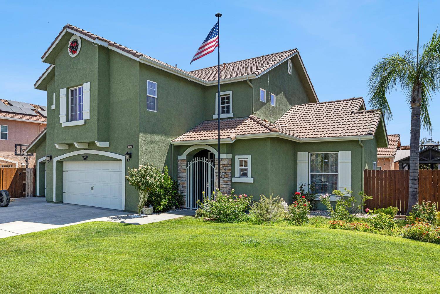 Sanger, CA 93657,6 N Post AVE