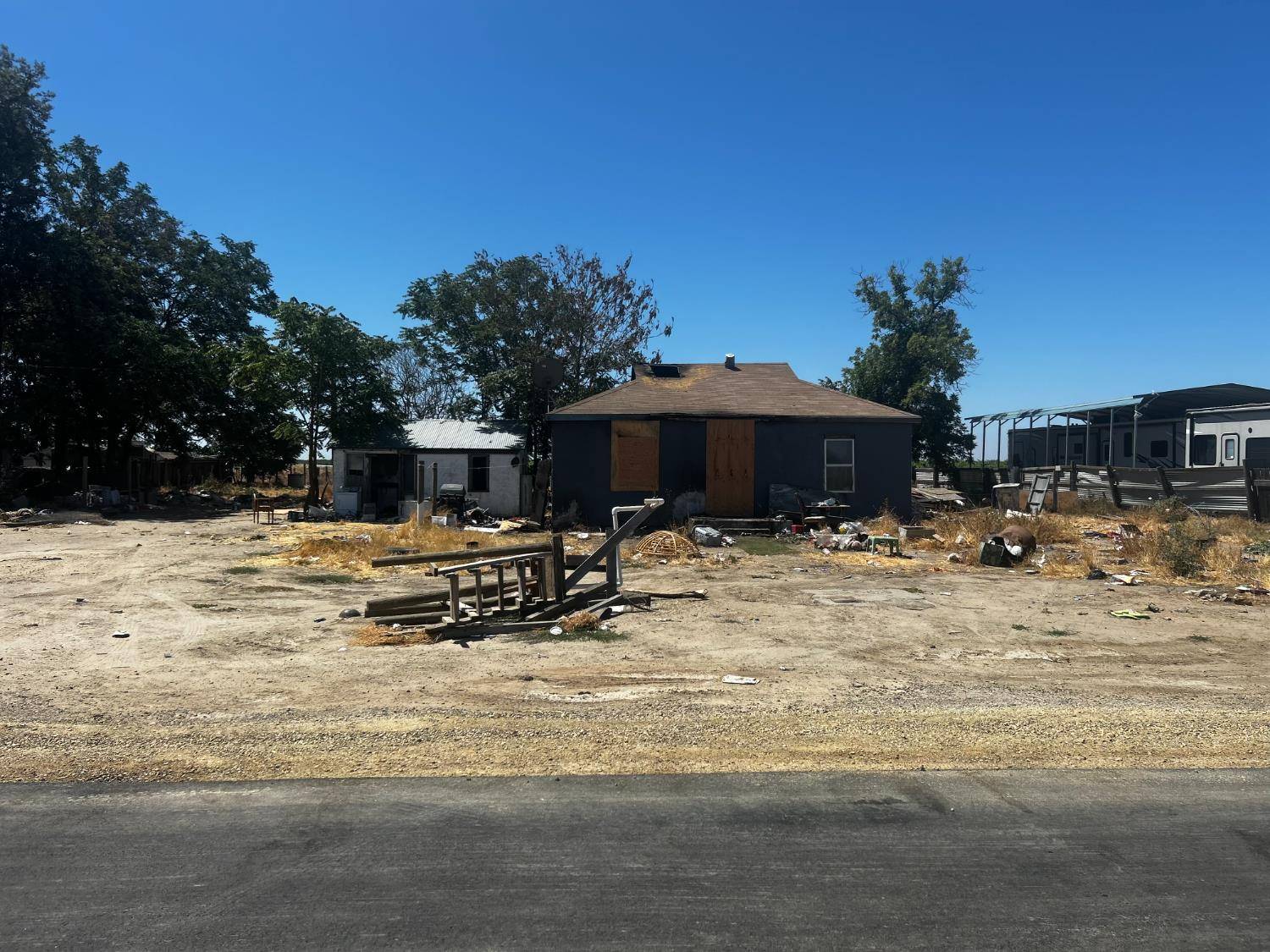 Fresno, CA 93706,10717 W California AVE