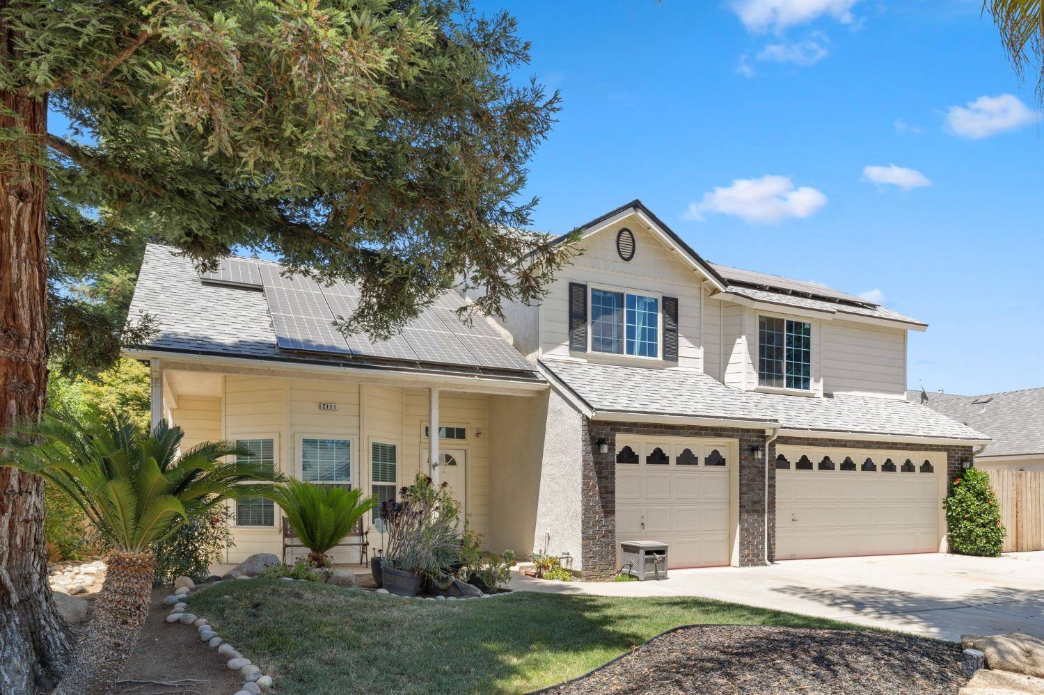 Clovis, CA 93611,2111 Birch AVE