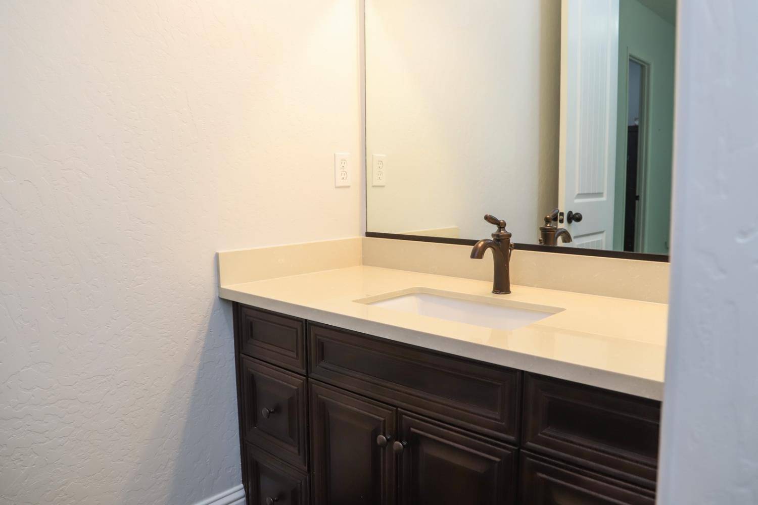 Clovis, CA 93619,4249 N Waterside DR