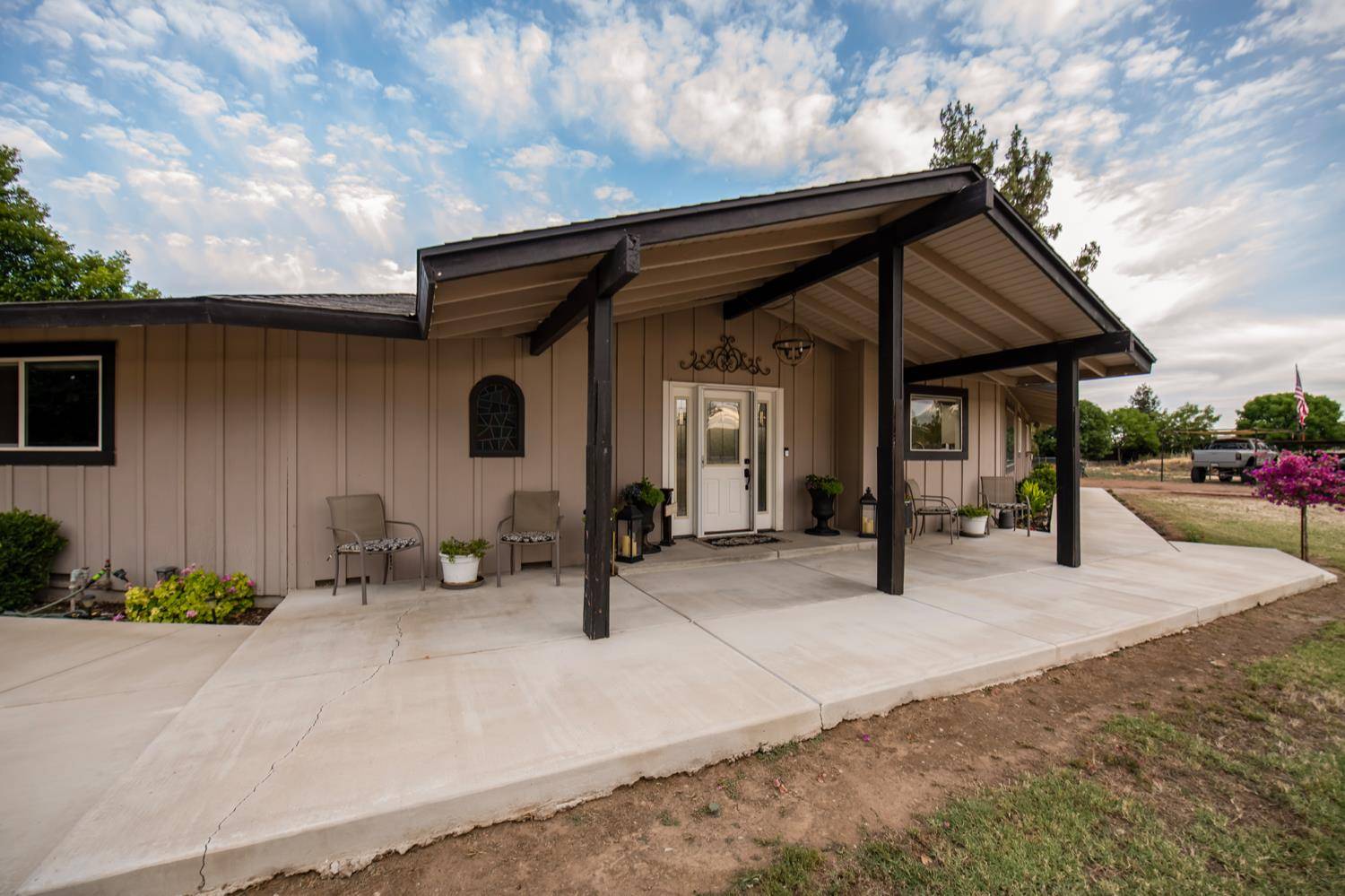 Clovis, CA 93619,6077 N Locan AVE