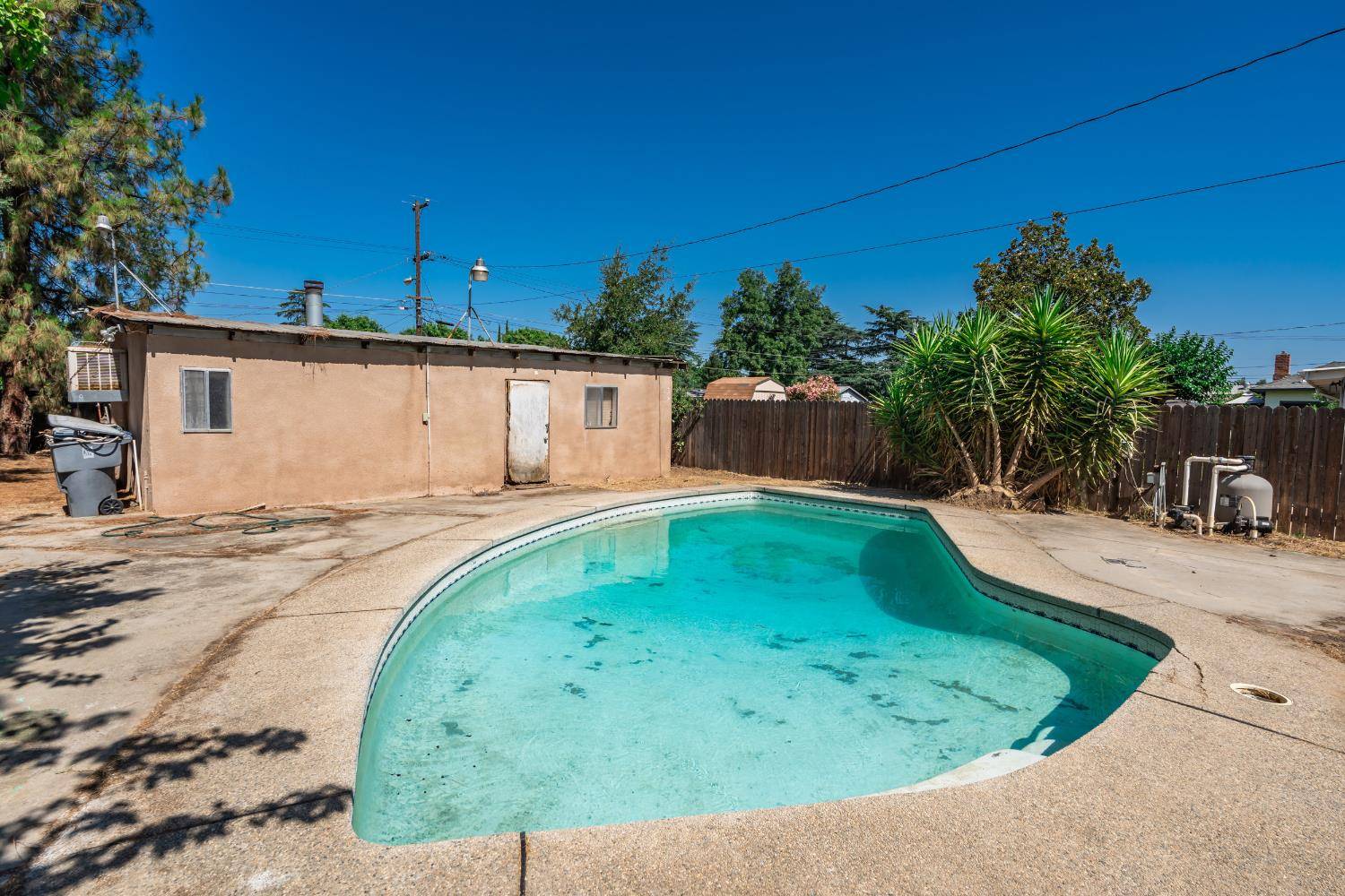 Madera, CA 93637,518 Rotan AVE