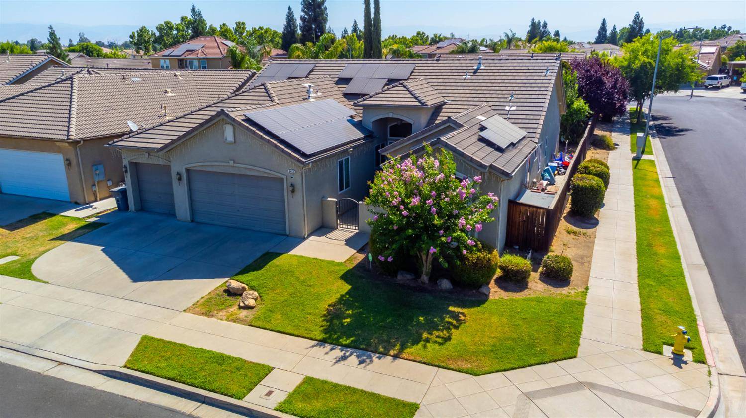 Clovis, CA 93619,2455 Kaweah AVE