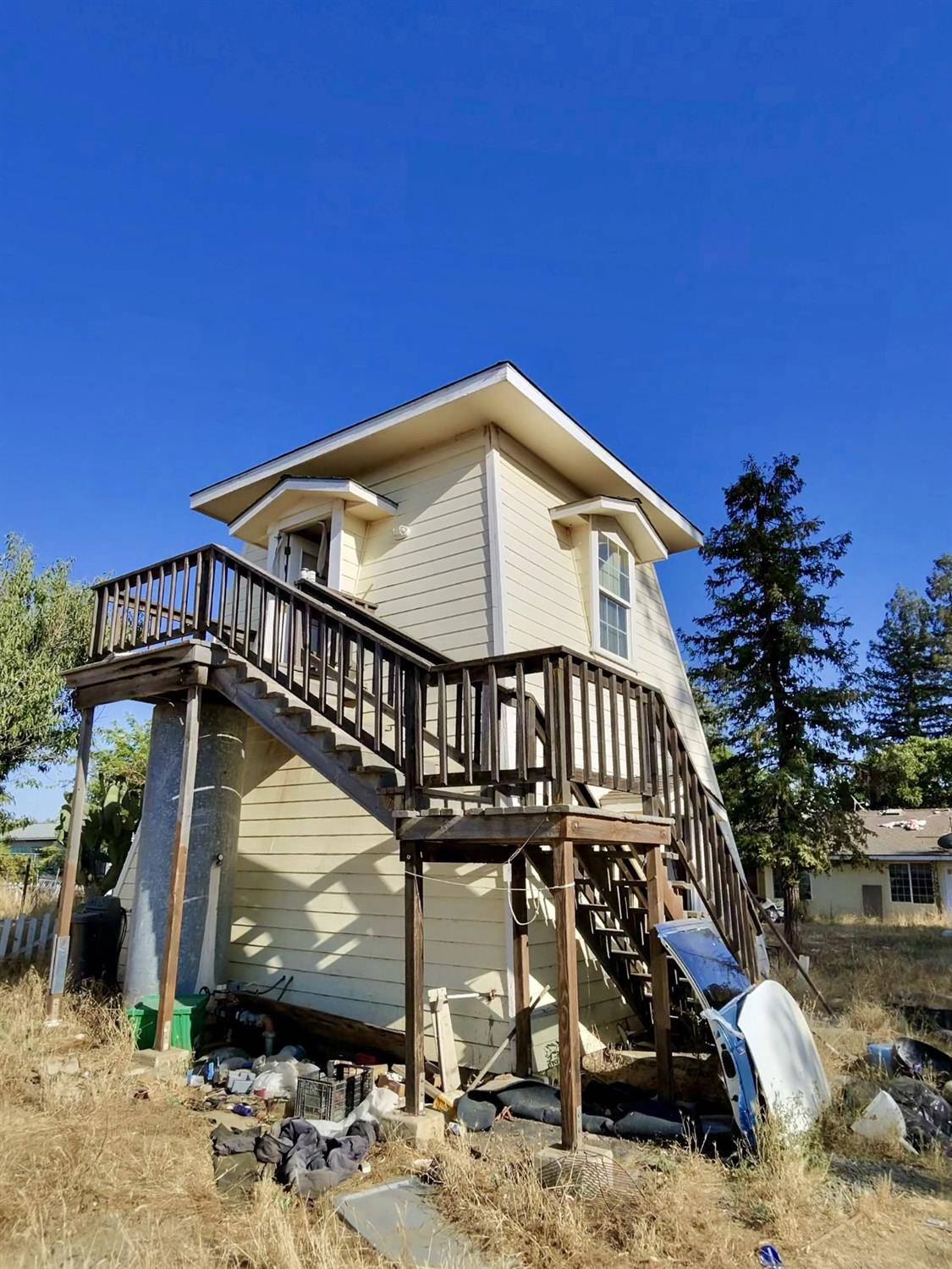 Sanger, CA 93657,10220 E Tulare AVE