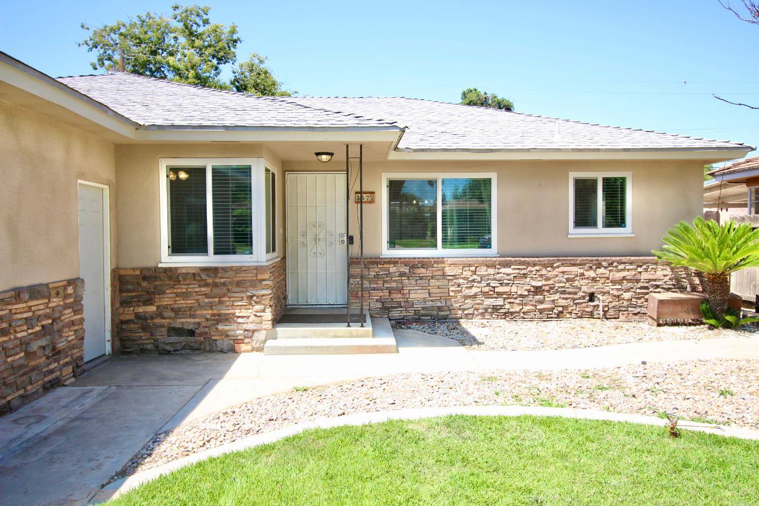 Fresno, CA 93726,3377 E Richert AVE