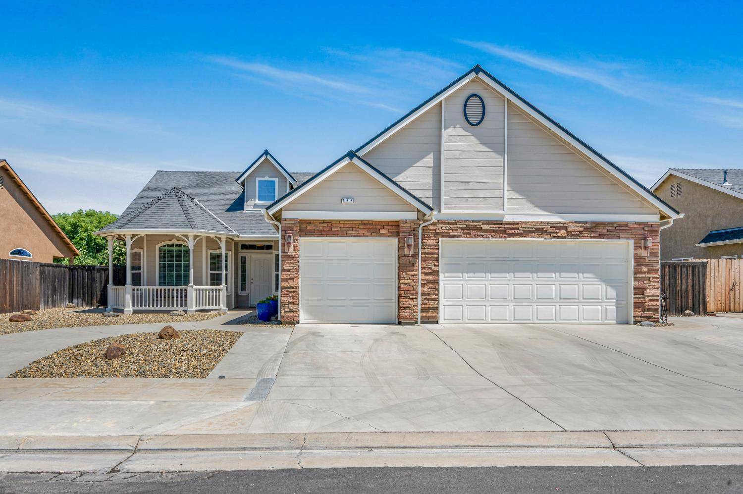 Clovis, CA 93619,439 W Serena AVE