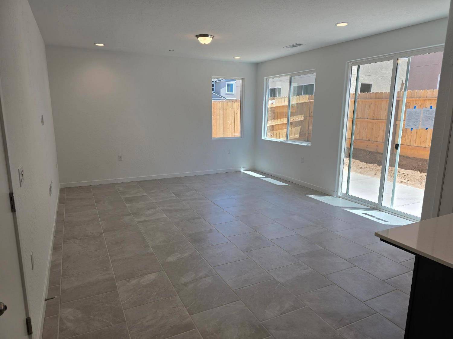 Fresno, CA 93730,2951 E Tierra DR