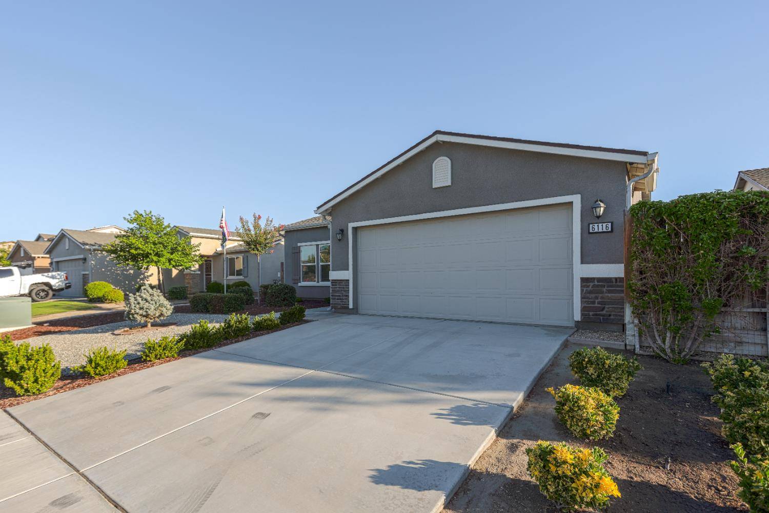 Bakersfield, CA 93313,6116 Commonwealth AVE