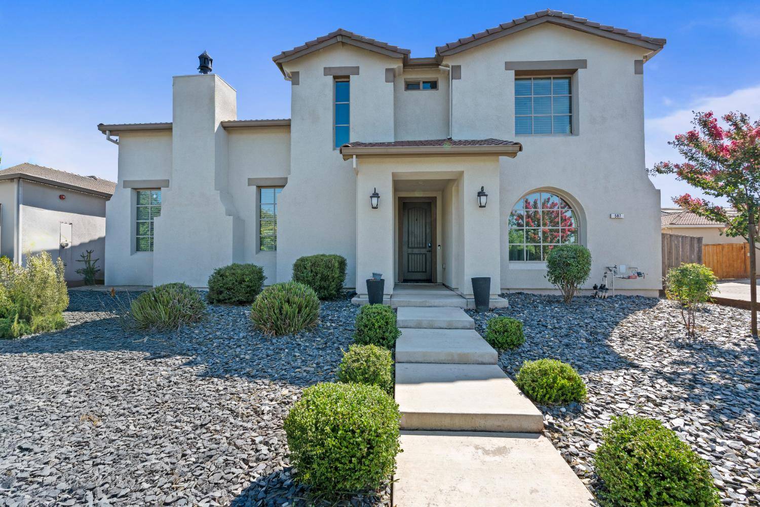 Oakdale, CA 95361,587 Bascule Drive