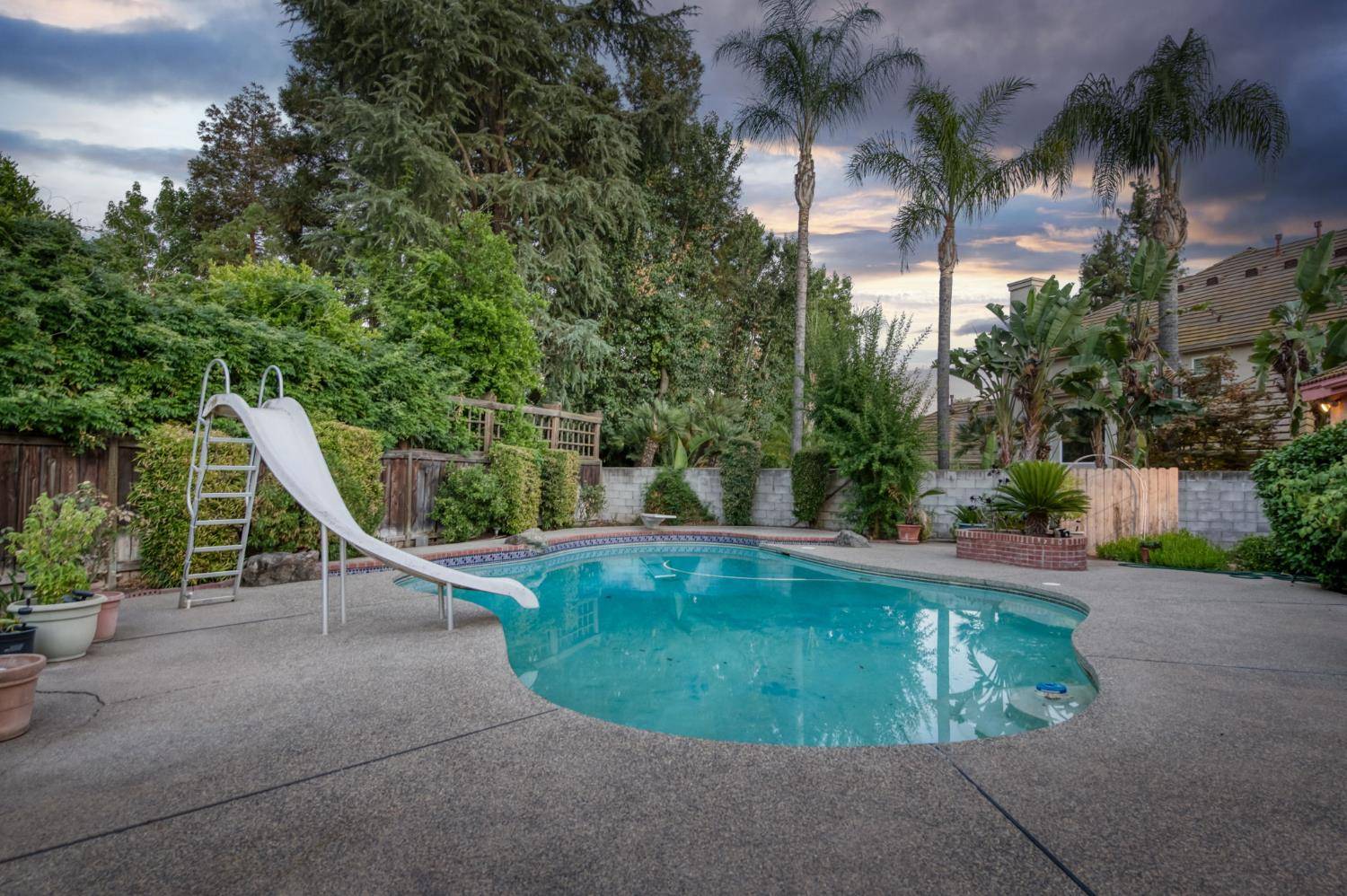 Fresno, CA 93711,7664 N Kavanagh AVE