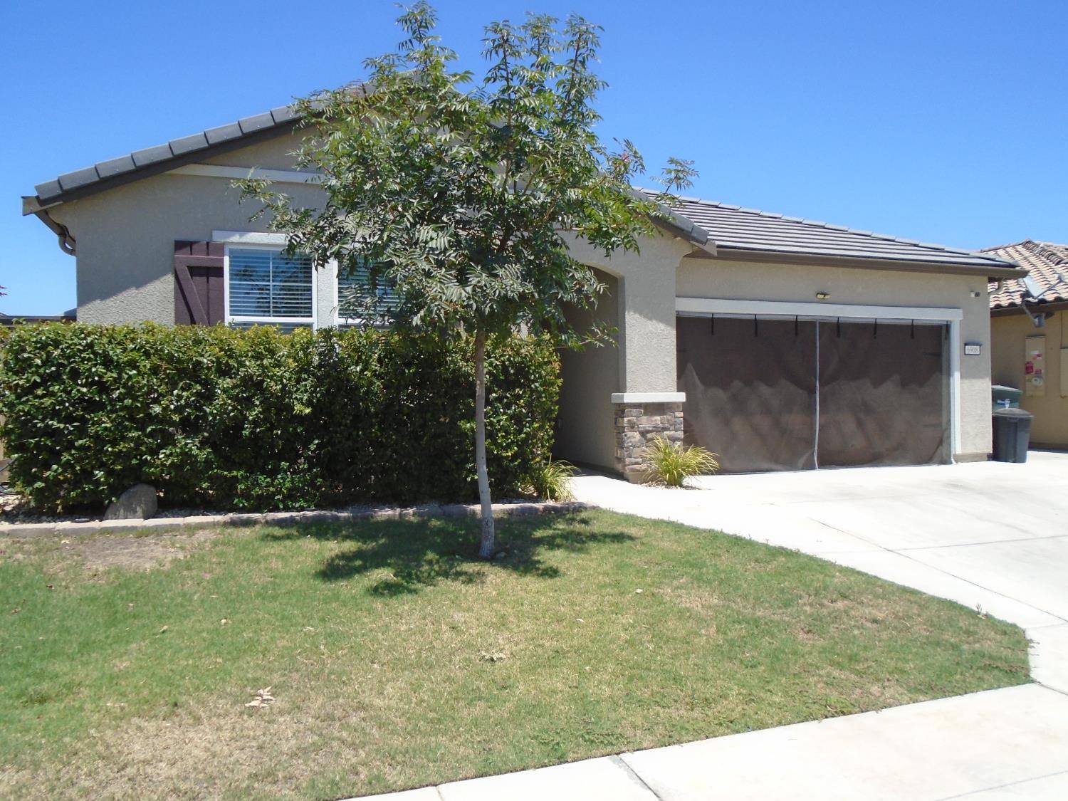 Fresno, CA 93727,6908 E Castle AVE