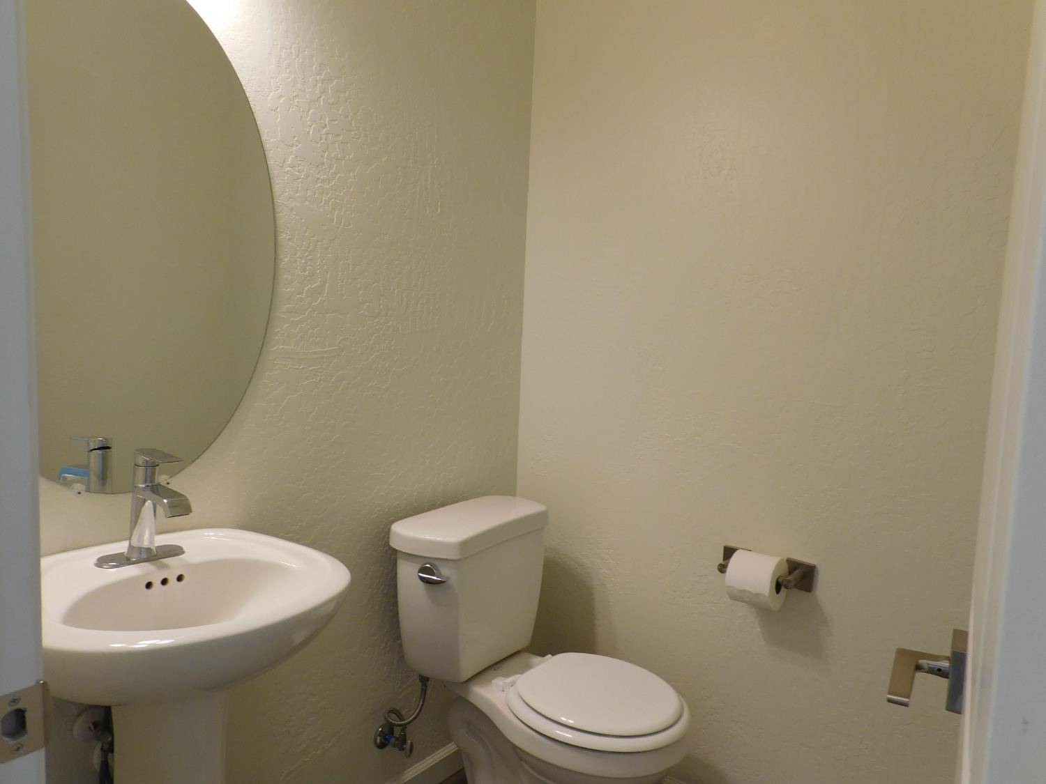 Clovis, CA 93619,2063 N Walling LN