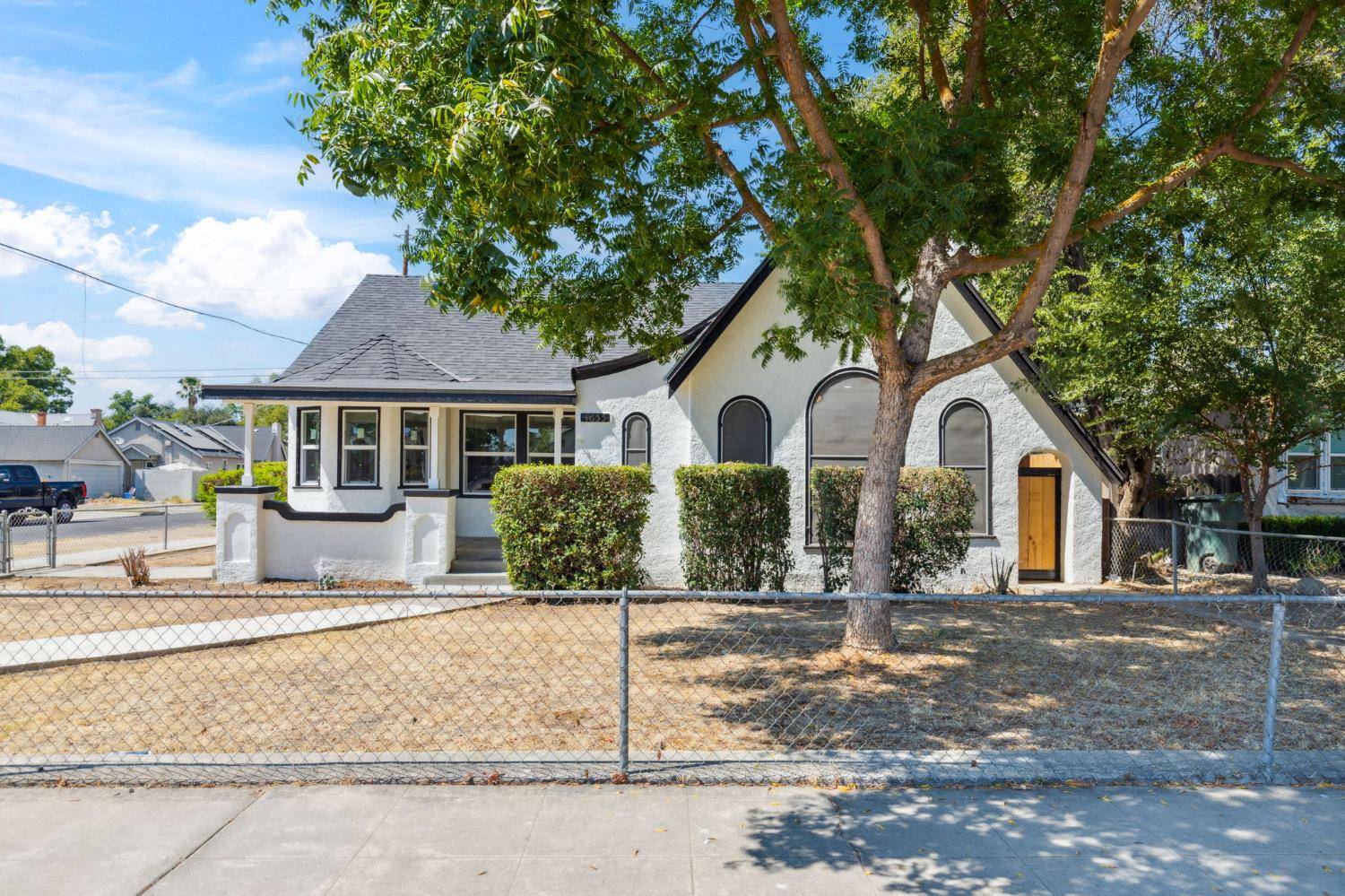 Fresno, CA 93702,4655 E Illinois AVE