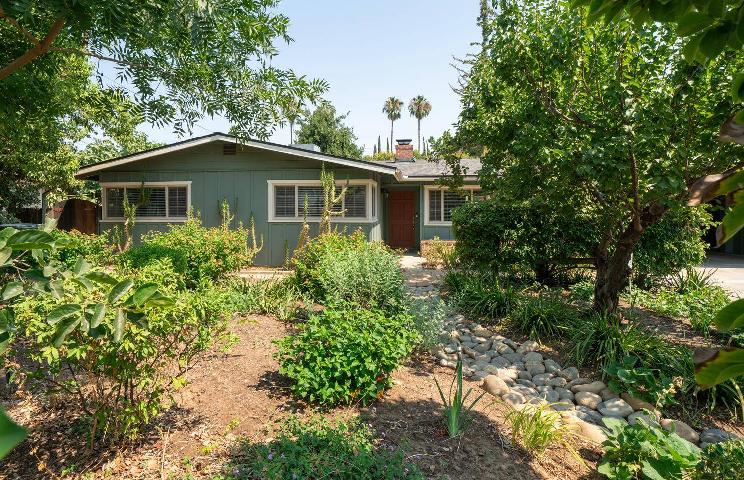 Fresno, CA 93710,1556 E Loftus LN