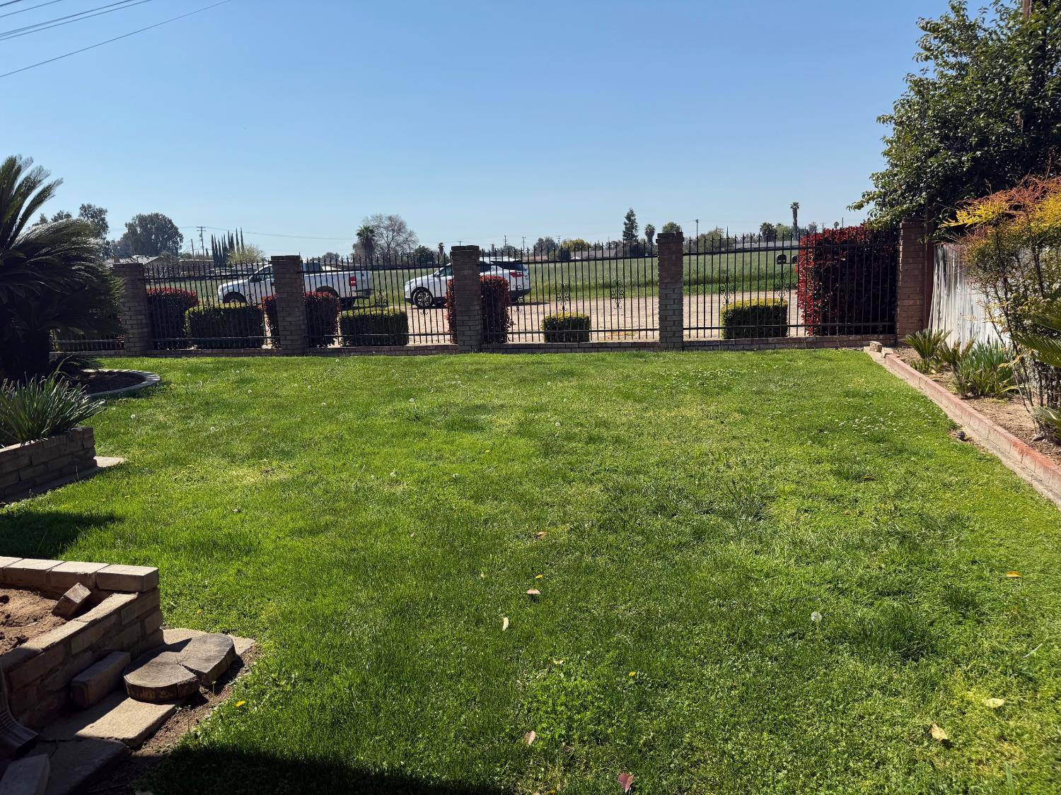 Fresno, CA 93722,3288 W Mckinley AVE