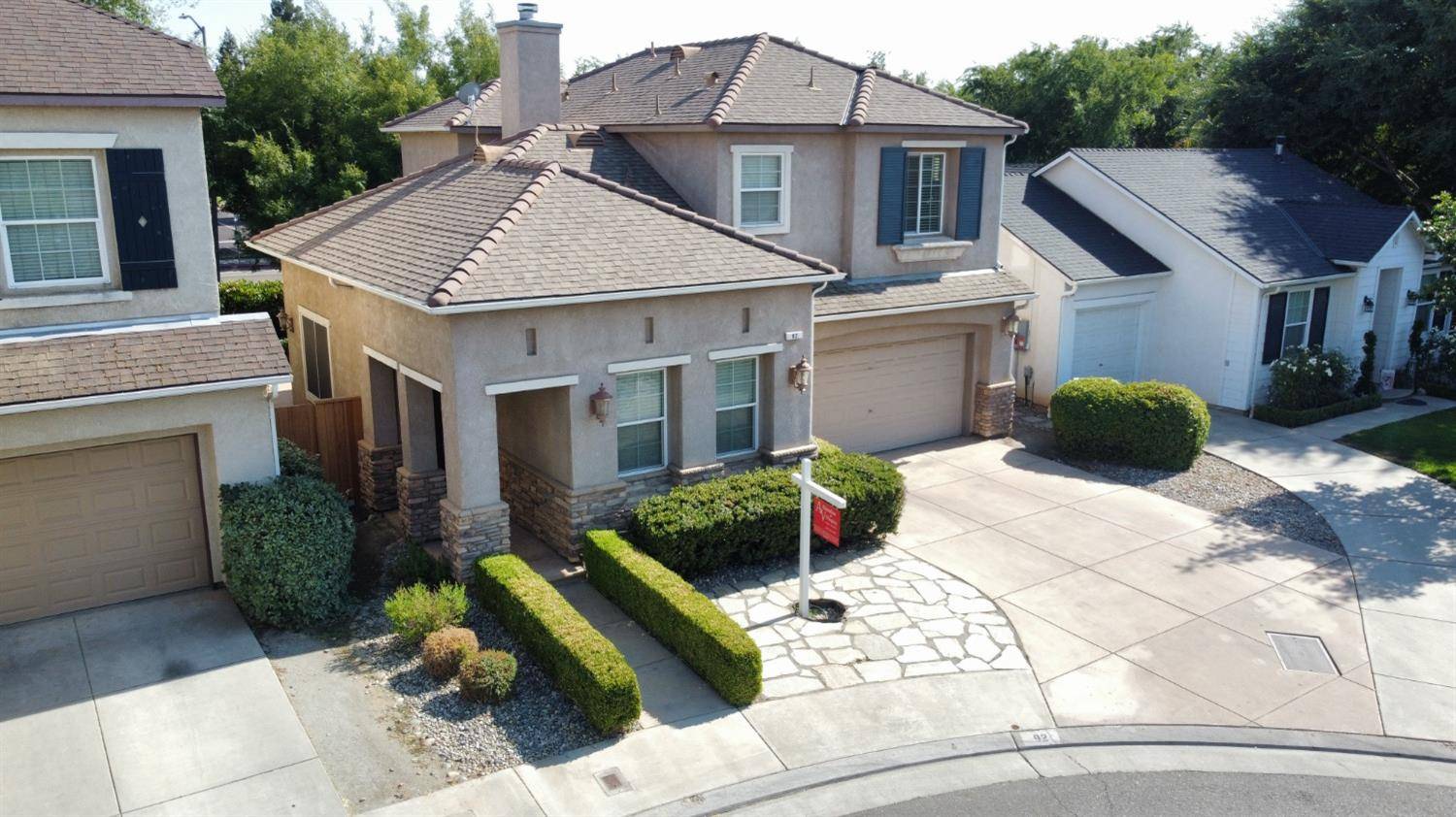 Clovis, CA 93619,92 W Baecelona LN