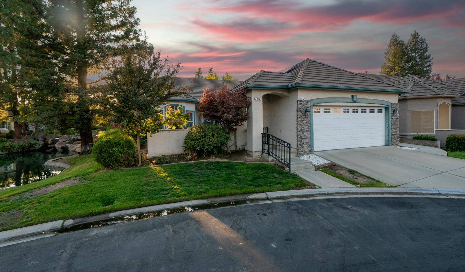 Clovis, CA 93611,2272 Dawson Cove LN