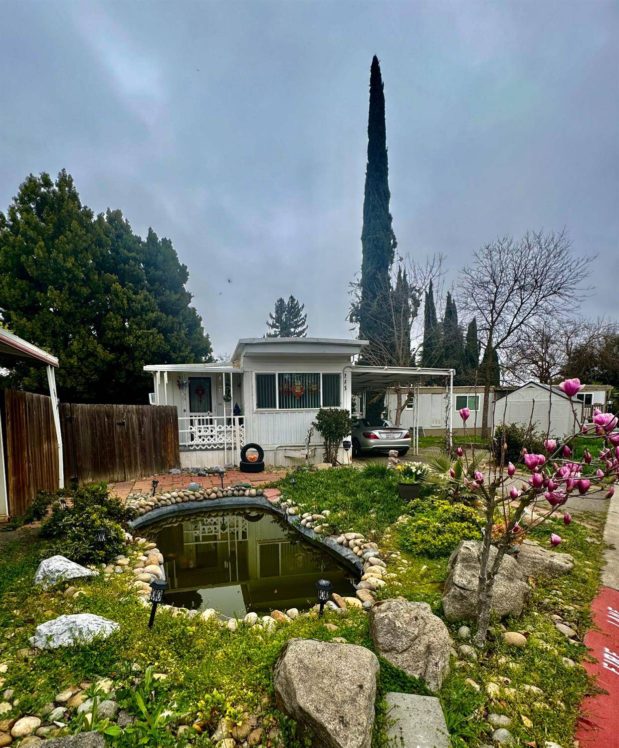 Fresno, CA 93720,9360 N Blackstone AVE #243