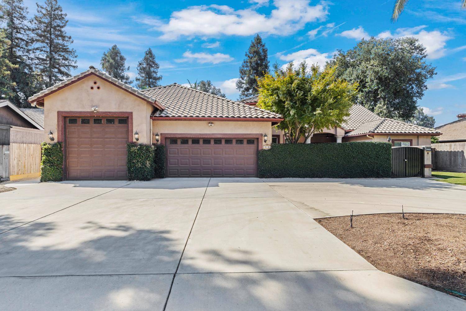 Visalia, CA 93292,15151 E Lipson ST