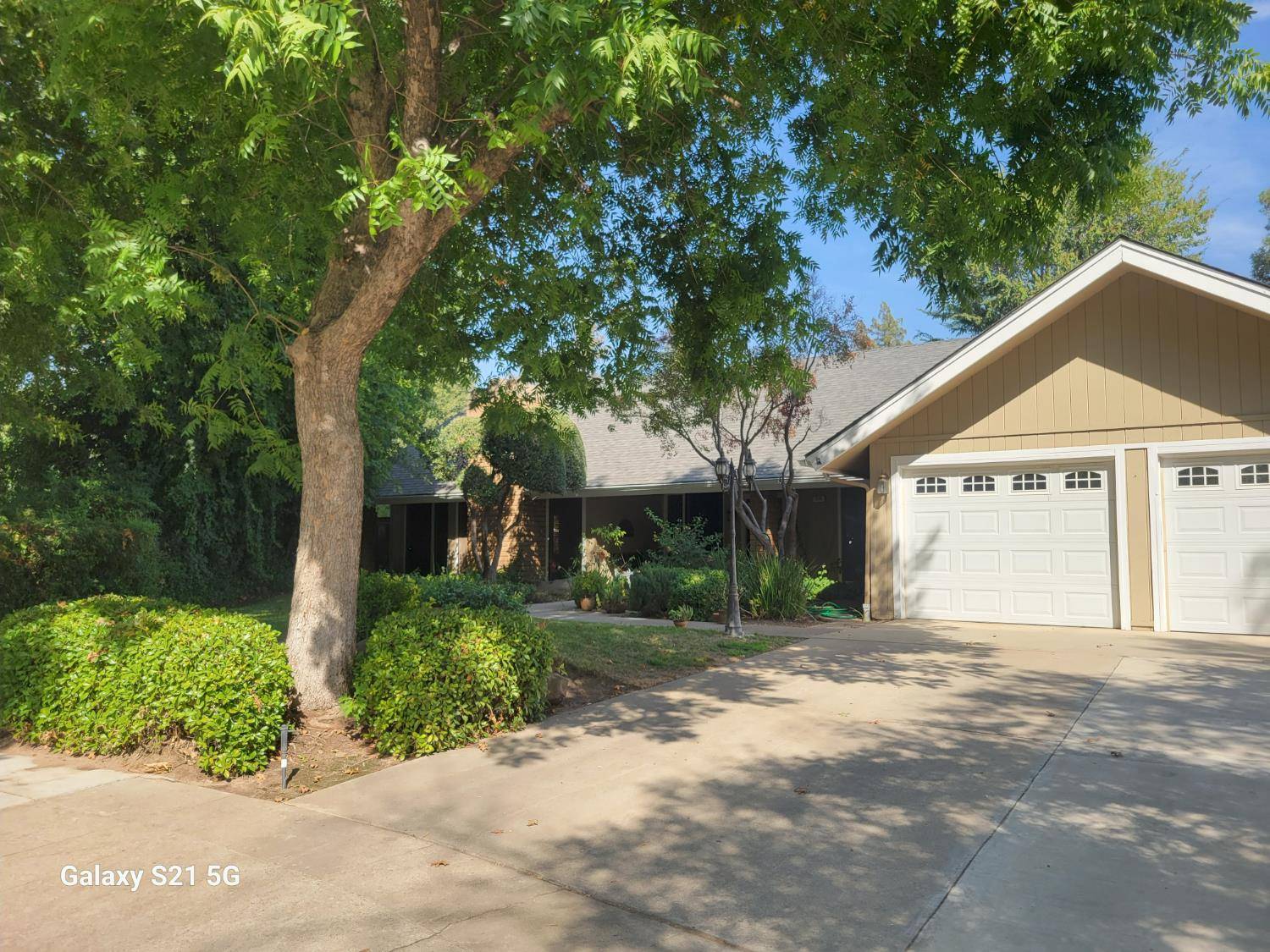 Fresno, CA 93720,316 E Lester