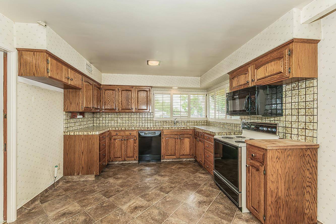 Fresno, CA 93704,1444 E Swift AVE