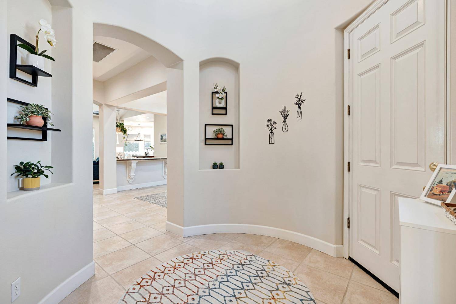 Clovis, CA 93611,138 W Athens AVE