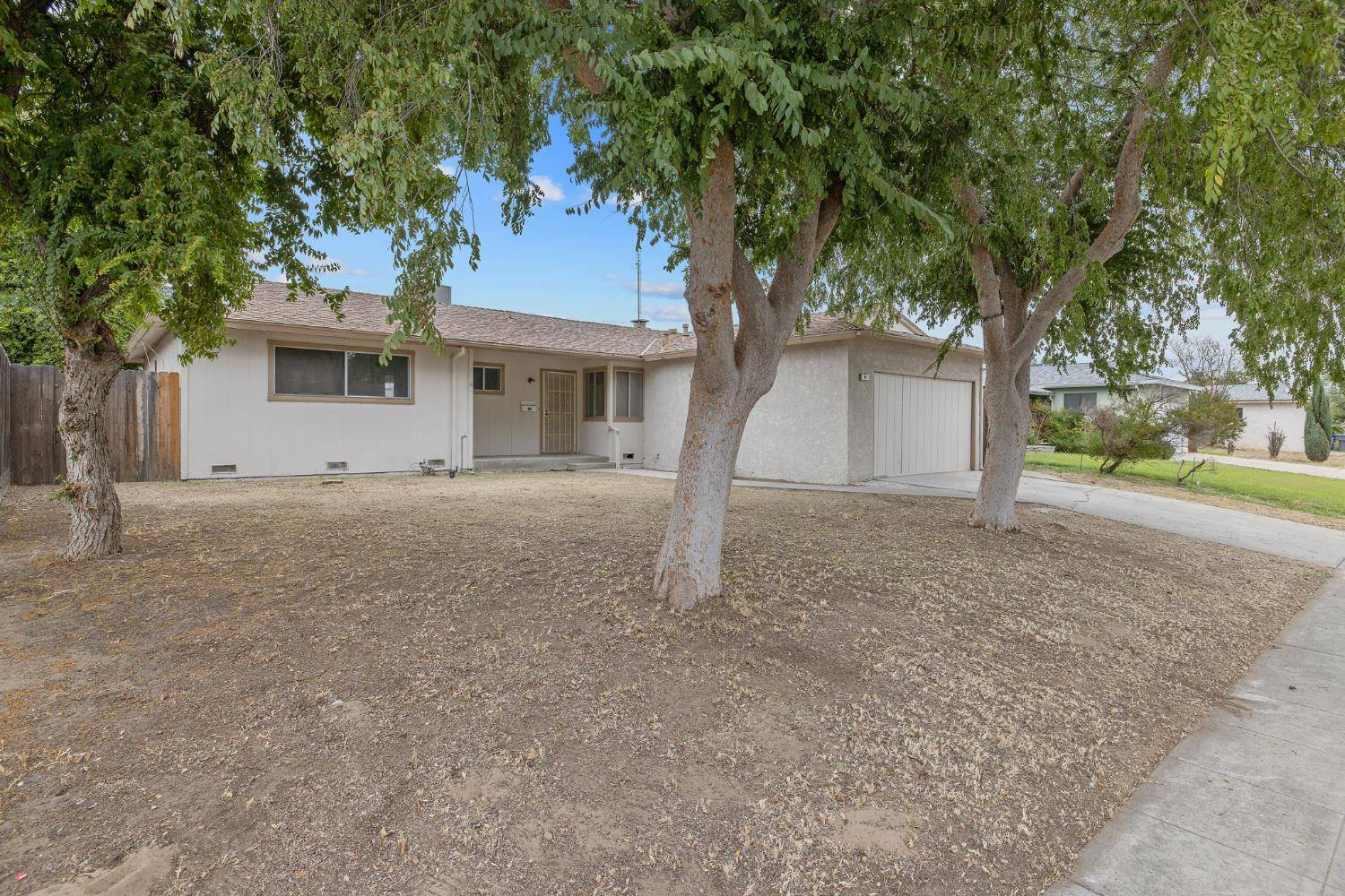 Clovis, CA 93612,91 W Richert AVE