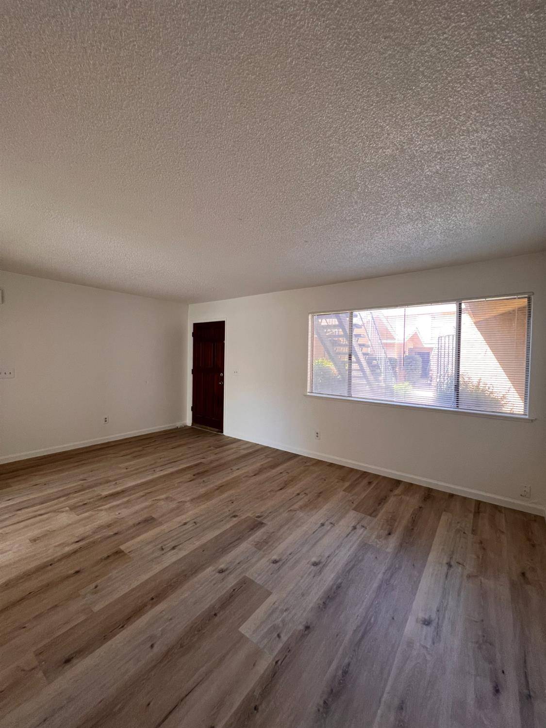 Fresno, CA 93705,4313 N Emerson AVE #102