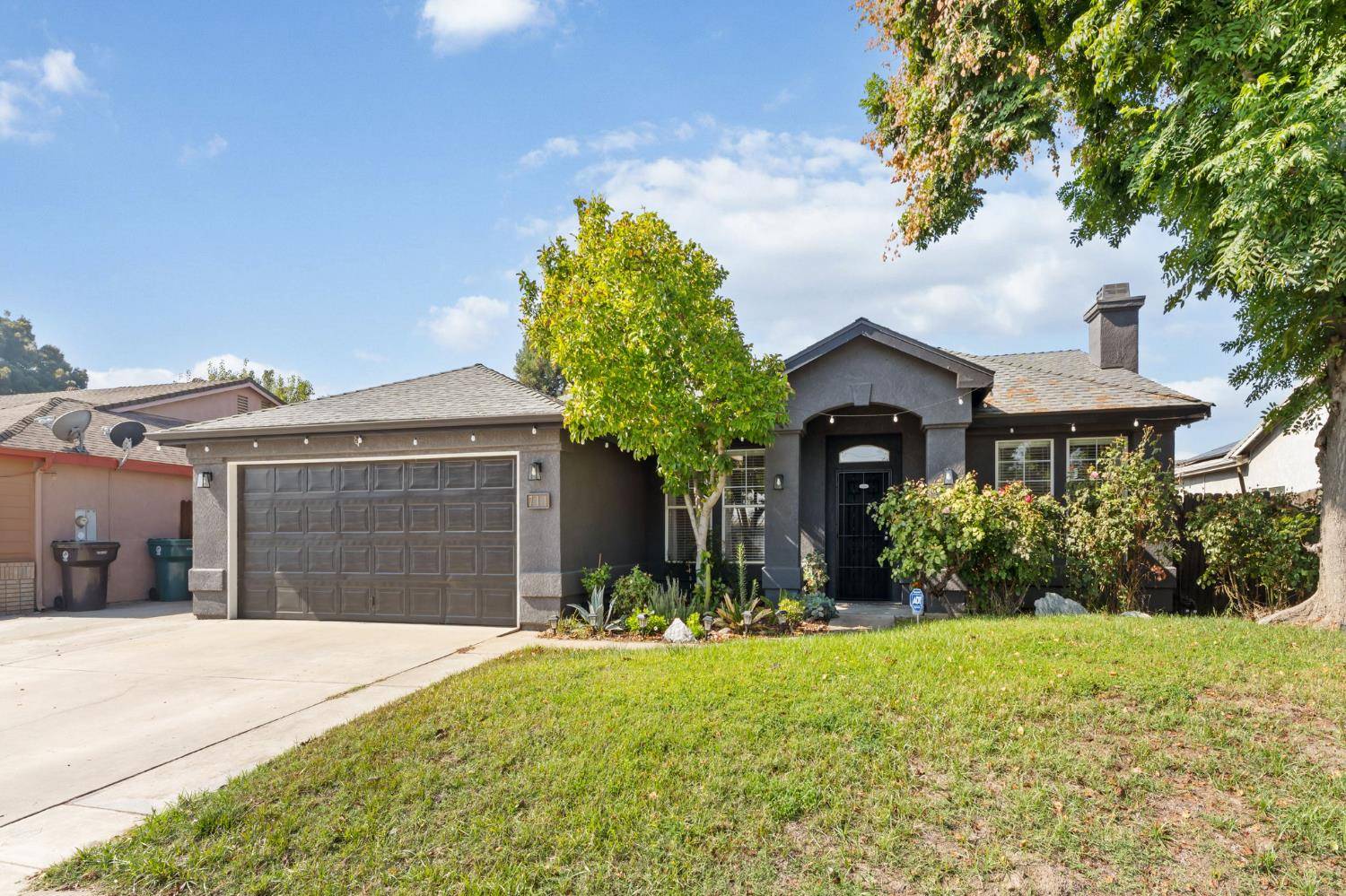 Tulare, CA 93274,711 N Sacramento ST