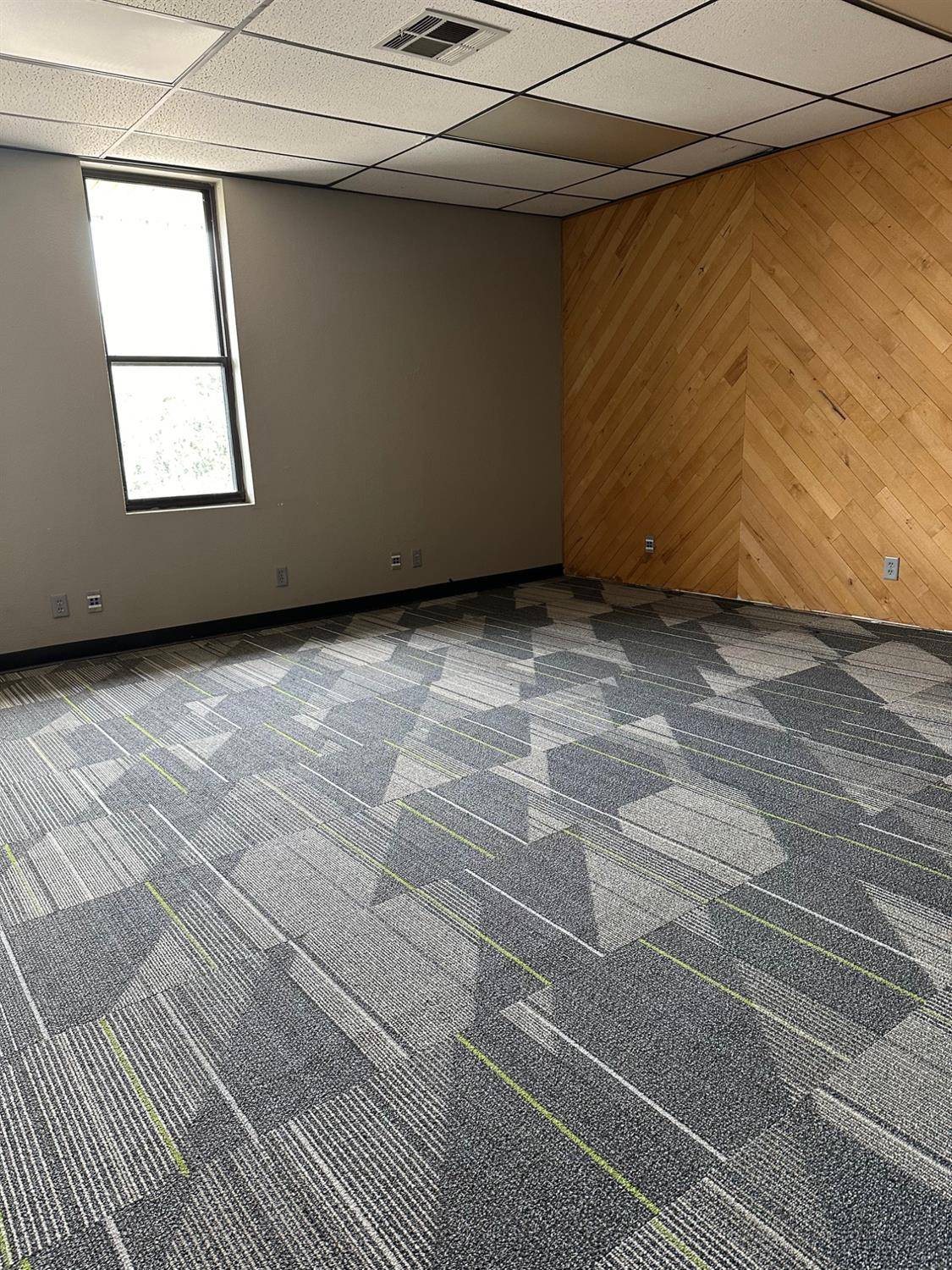 Visalia, CA 93277,1942 S Court ST