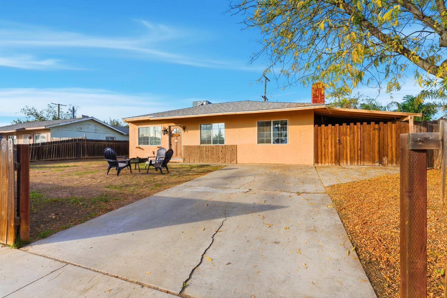 Hanford, CA 93230,404 San Madina DR