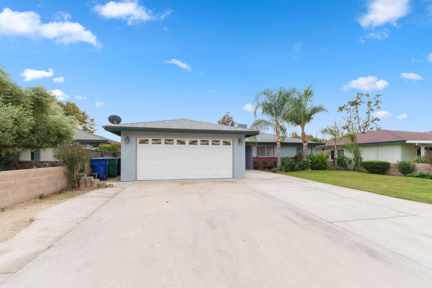 Shafter, CA 93263,365 Redwood DR