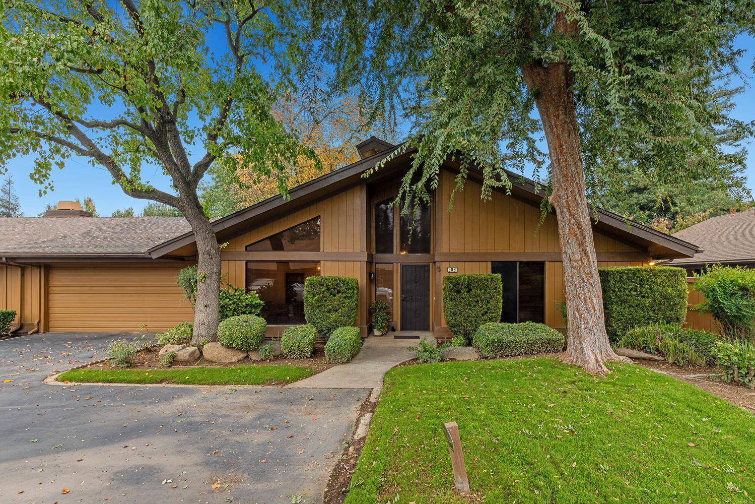 Fresno, CA 93704,6300 N Palm #109